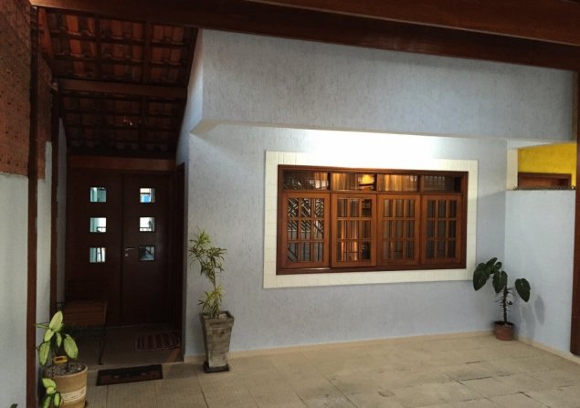 imóvel com 216m²