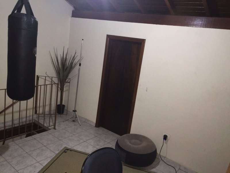 Casa à venda Vila Maranduba com 216m² e 3 quartos por R$ 550.000 - 206210476-img-7002.JPG