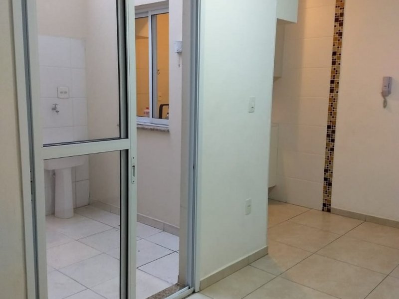 Apartamento à venda Jardim Ipanema com 39m² e 2 quartos por R$ 200.000 - 1292497409-sala-part.jpeg