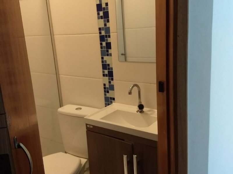 Apartamento à venda Jardim Ipanema com 39m² e 2 quartos por R$ 200.000 - 1323744991-banheiro-pc.jpeg
