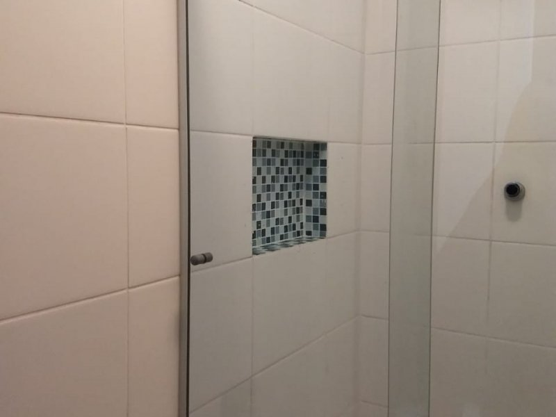 Apartamento à venda Jardim Ipanema com 39m² e 2 quartos por R$ 200.000 - 977758173-banheiro-nichos.jpeg