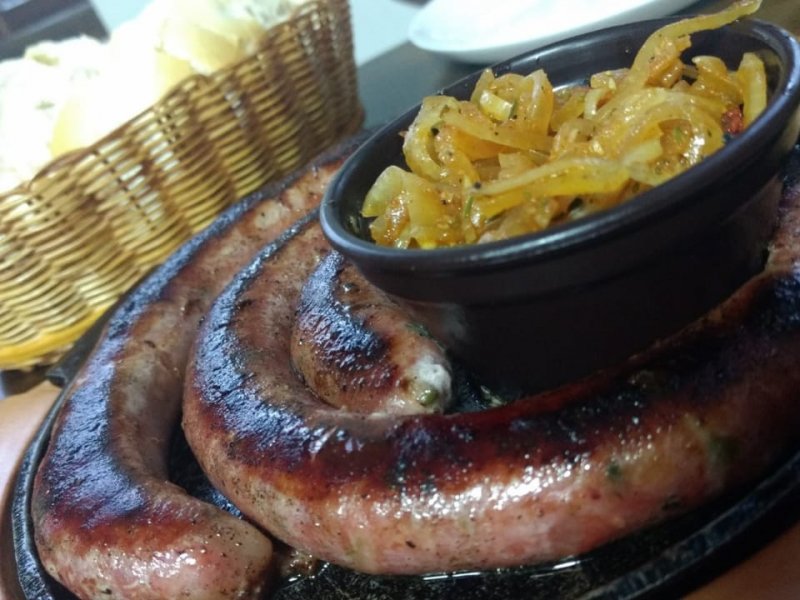 Comercial à venda Centro com 210m² e  quartos por R$ 390.000 - 421056491-whatsapp-image-2019-01-17-at-14.jpeg