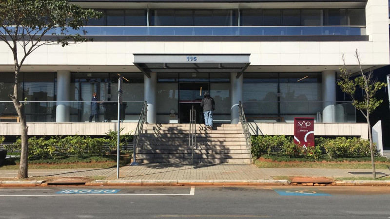 Comercial à venda Cerâmica com 55m² e 1 quarto por R$ 450.000 - 1101482223-4.jpg