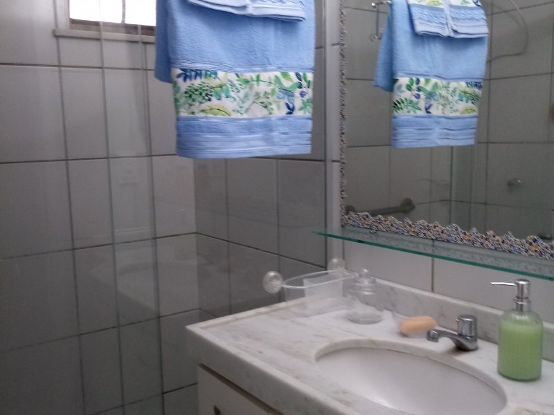 Apartamento à venda Meireles com 60m² e 1 quarto por R$ 355.000 - 342565858-banheiro.jpg
