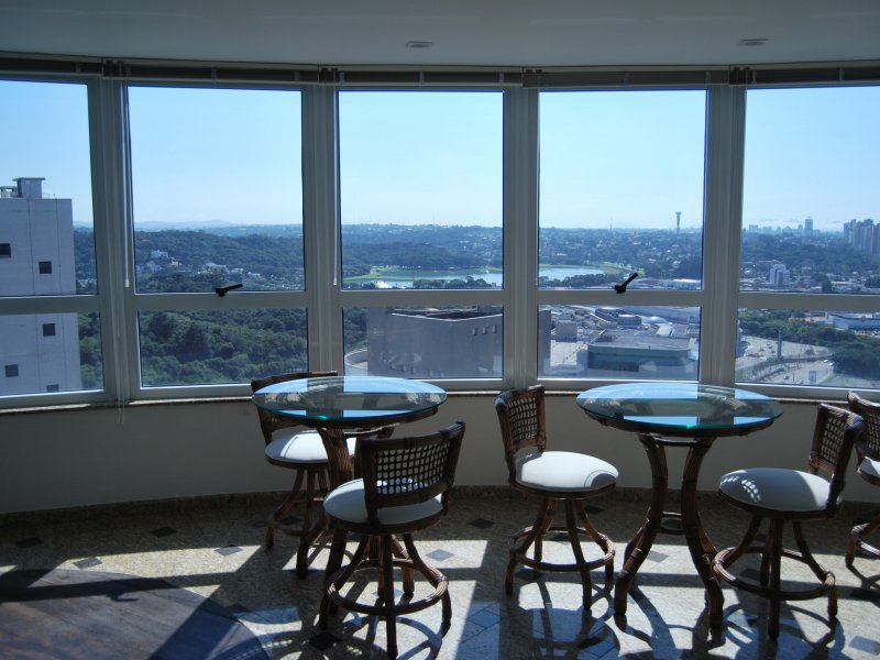 imóvel com 330m² - Mossunguê - Curitiba