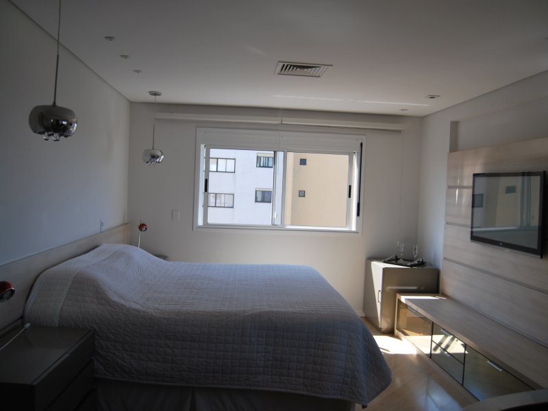 imóvel com 330m² - Mossunguê - Curitiba