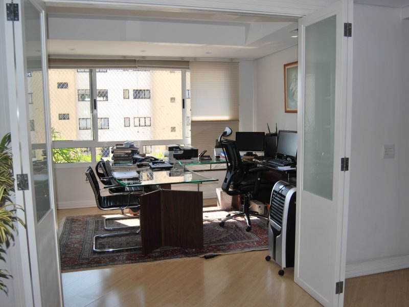 imóvel com 330m² - Mossunguê - Curitiba