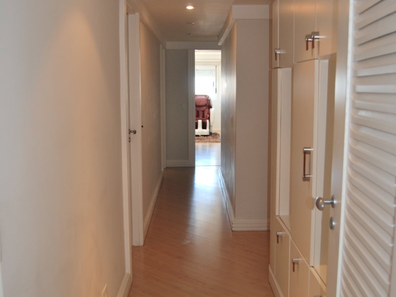 imóvel com 330m² - Mossunguê - Curitiba