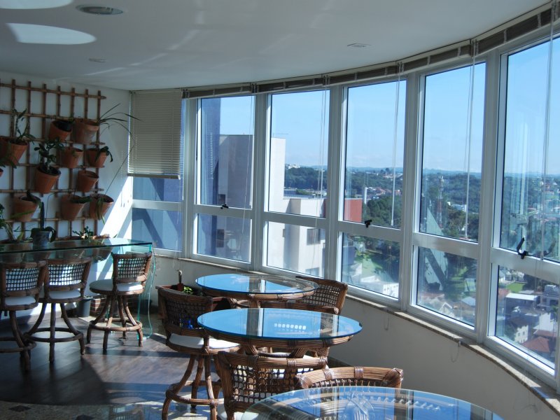 imóvel com 330m² - Mossunguê - Curitiba