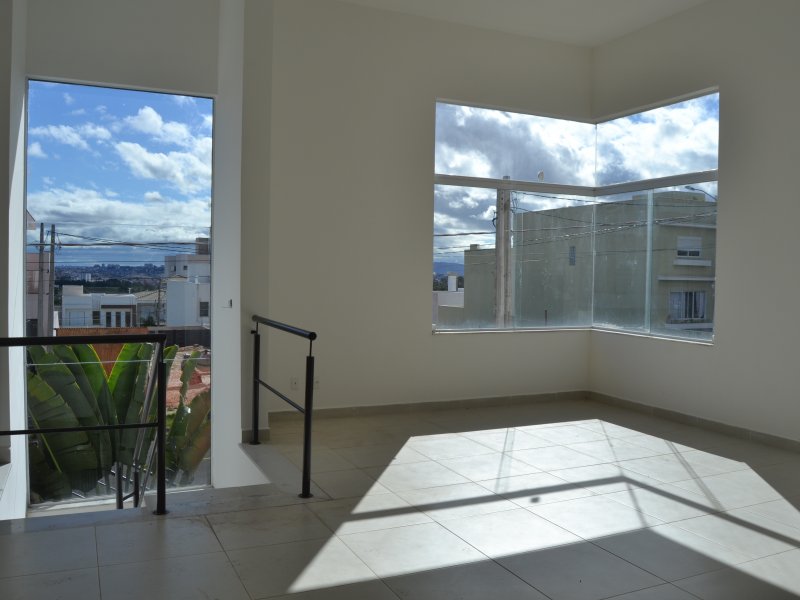 Casa de condomínio à venda Jardim do Paço com 230m² e 4 quartos por R$ 655.000 - 2007706811-portal-da-primavera-32.JPG