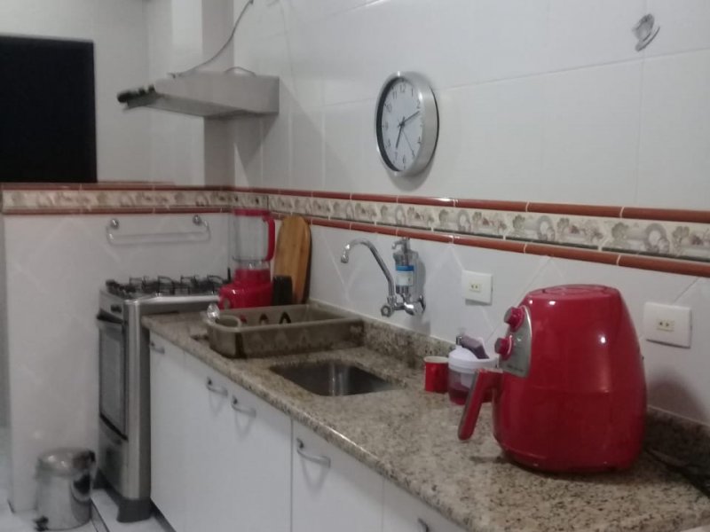 Apartamento à venda Canto do Forte com 60m² e 1 quarto por R$ 240 - 538316306-img-20190322-wa0057.jpg