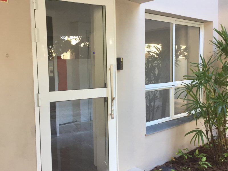 Apartamento à venda Ipanema com 50m² e 2 quartos por R$ 215.000 - 707660822-de67acea-fc37-43f3-9daf-5a55c60d18c8.jpeg