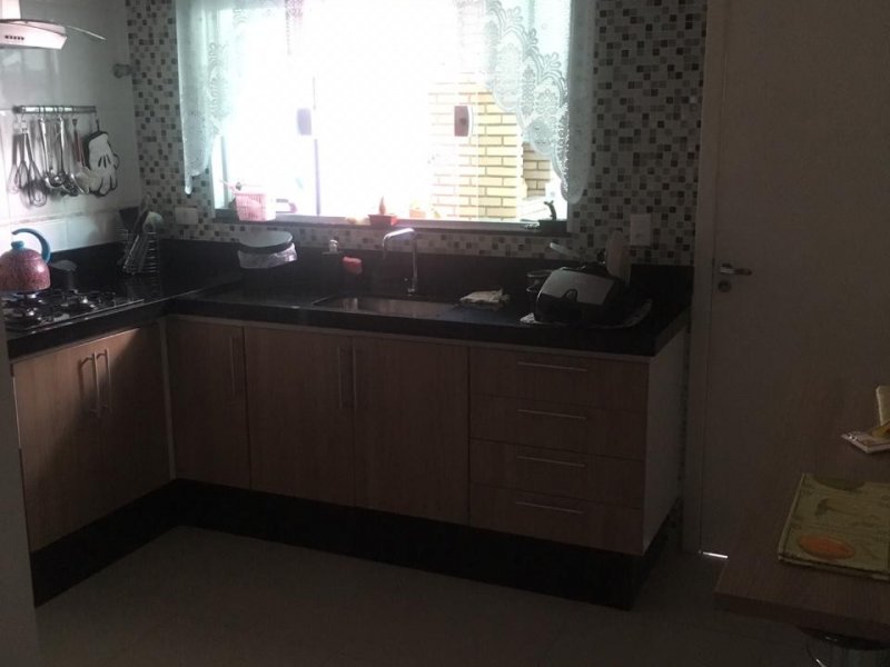 Casa à venda Jardim Ana Rosa com 120m² e 3 quartos por R$ 500 - 2124467510-044030c3-4e92-4308-9d09-11059d28640b.jpeg
