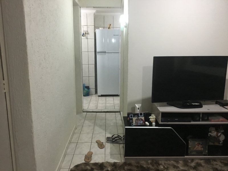 Apartamento à venda Jardim São João (Jaraguá) com 52m² e 2 quartos por R$ 125.000 - 2040160514-b075ac64-e0cd-4d49-8b32-857e810ef4ff.jpeg