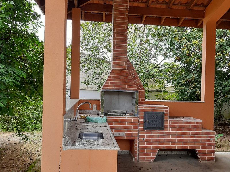 imóvel com 600m² - Margem Esquerda - Cachoeira Paulista