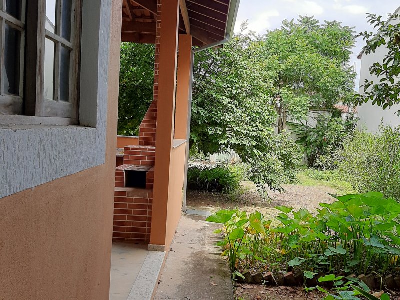 imóvel com 600m² - Margem Esquerda - Cachoeira Paulista