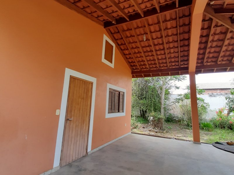 imóvel com 600m² - Margem Esquerda - Cachoeira Paulista