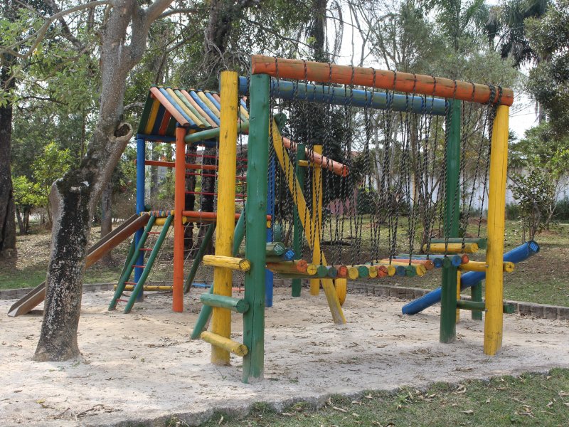 Terreno à venda Jardim San Ressore (Caucaia do Alto) com 800m² e  quartos por R$ 170.000 - 1699109980-img-3905.JPG