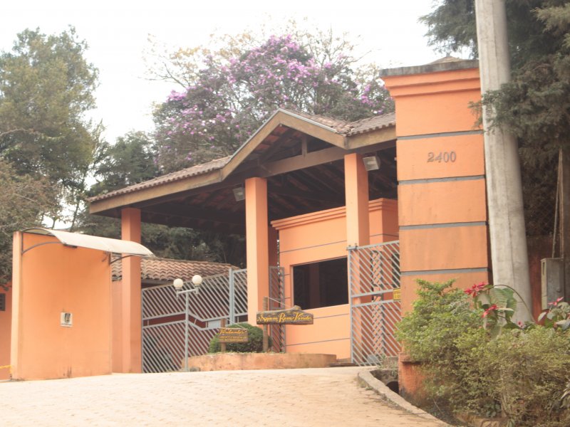 Terreno à venda Jardim San Ressore (Caucaia do Alto) com 800m² e  quartos por R$ 170.000 - 582596033-img-3924.JPG