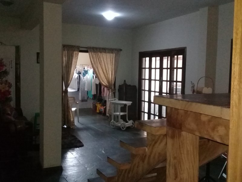 Casa à venda Jardim dos Ipês com 230m² e 3 quartos por R$ 800.000 - 453698924-20190322-115522-1.jpg