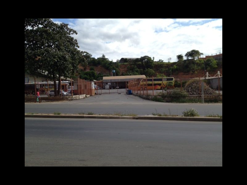Apartamento à venda Itacibá com 9600m² e 1 quarto por R$ 15.000.000 - 1027263861-lote-itaciba-mutum-preto-0.jpg