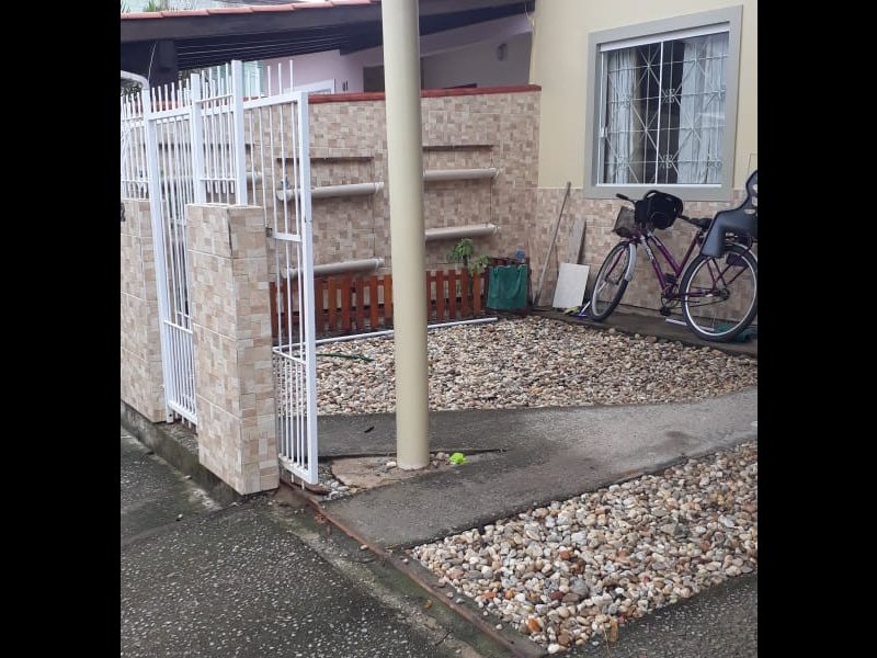 Casa à venda Barra do Aririu com 64m² e 2 quartos por R$ 180.000 - 2026602528-img-20190329-wa0020.jpg