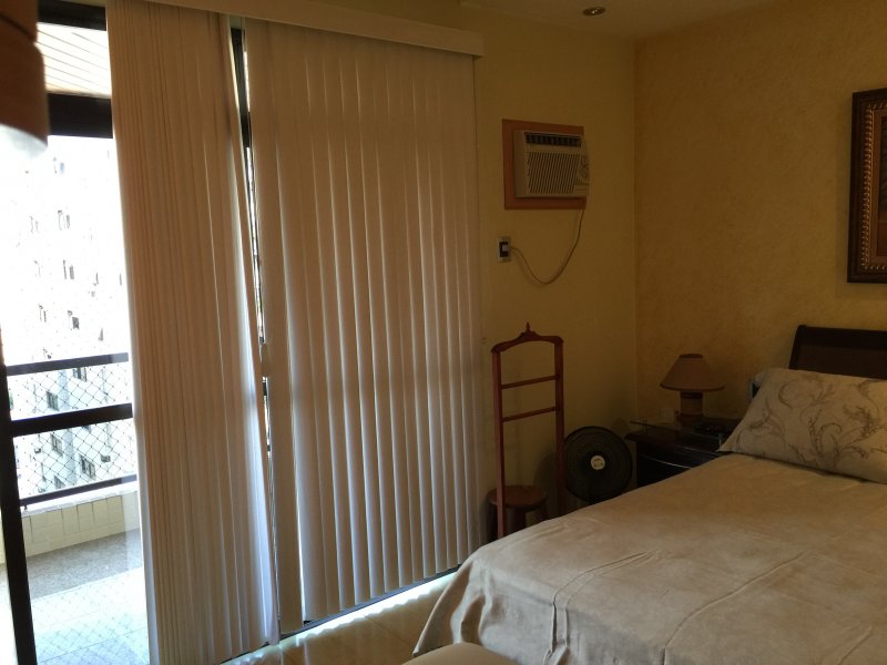 Apartamento à venda Ponta da Praia com 156m² e 3 quartos por R$ 900.000 - 1902372043-img-1120.JPG