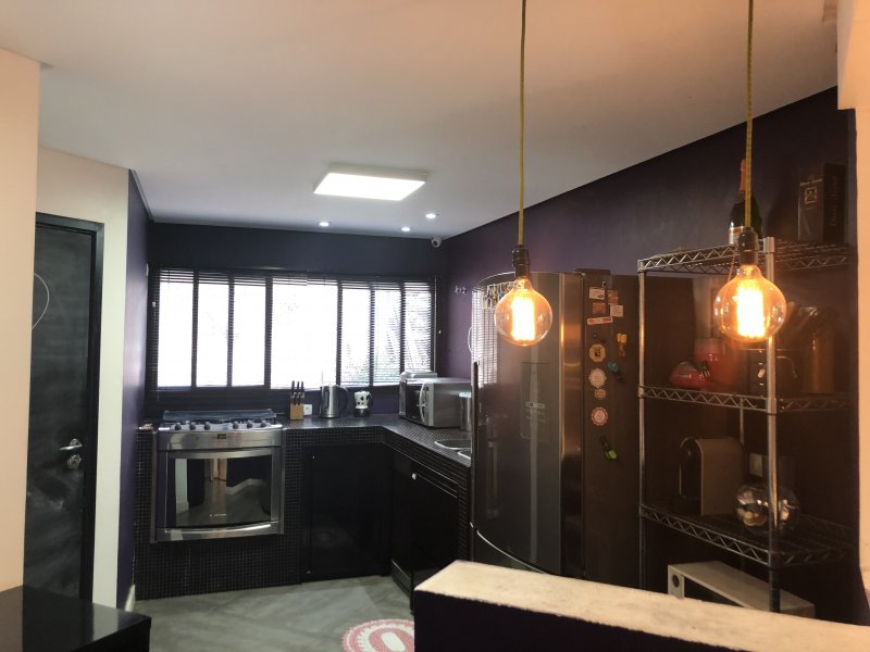 Apartamento à venda Hauer com 135m² e 4 quartos por R$ 1.250.000 - 2065104109-ca3f3229-1ca2-467b-8143-83ecf2cc117a.jpeg