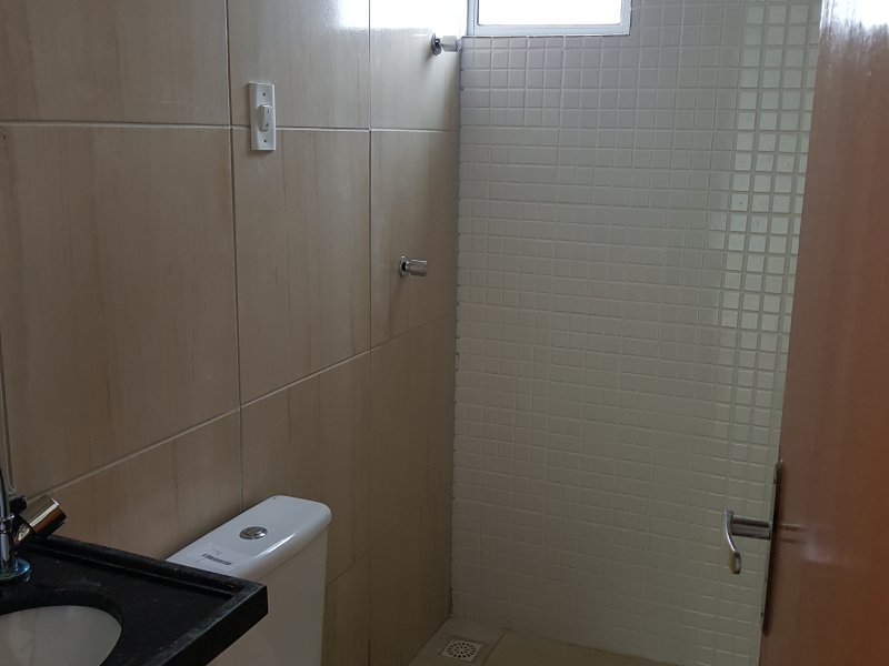 Apartamento à venda Mangabeira com 45m² e 2 quartos por R$ 125.000 - 595305831-wc-social.jpg