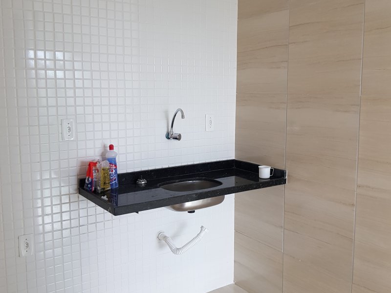 Apartamento à venda Mangabeira com 45m² e 2 quartos por R$ 125.000 - 608184892-cozinha-1-1o-andar-frente.jpg