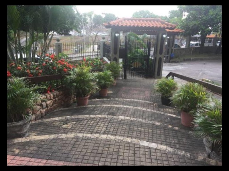 Apartamento à venda Irajá com 55m² e 2 quartos por R$ 240.000 - 1823620425-c5af6aaa-35ef-495e-946d-b5ae77428b10.jpeg