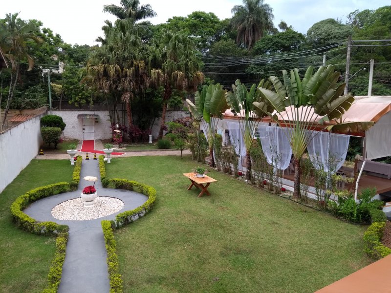 Comercial à venda Vila Santo Antônio com 220m² e  quartos por R$ 1.190.000 - 307011322-img-20181129-175301654.jpg