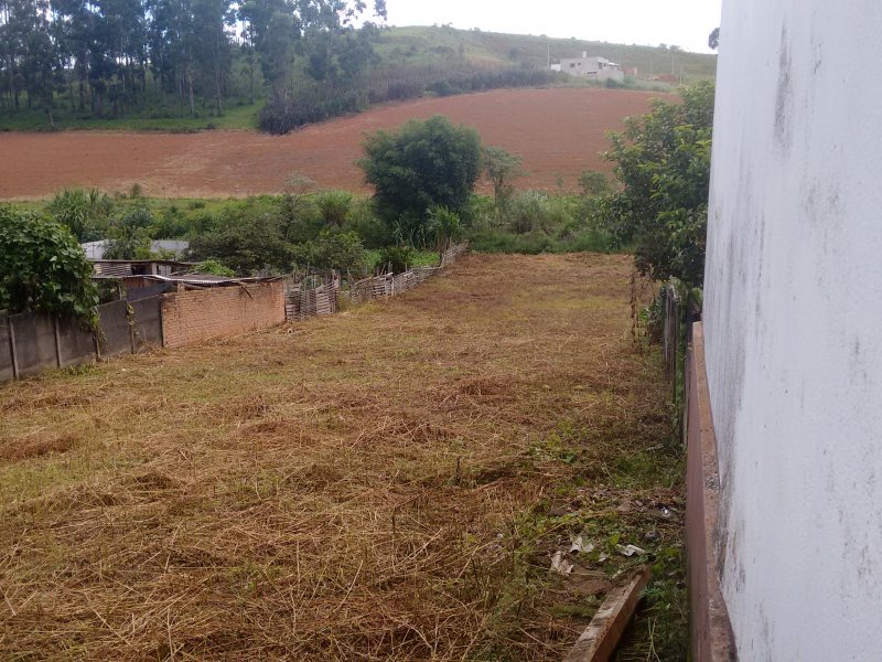 Terreno à venda Lagoa Dourada com 750m² e  quartos por R$ 100.000 - 613519729-img-20190330-143624617.jpg