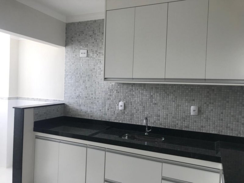 Apartamento à venda Vila Santa Maria com 72m² e 2 quartos por R$ 220.000 - 550646247-whatsapp-image-2018-12-17-at-11.jpeg