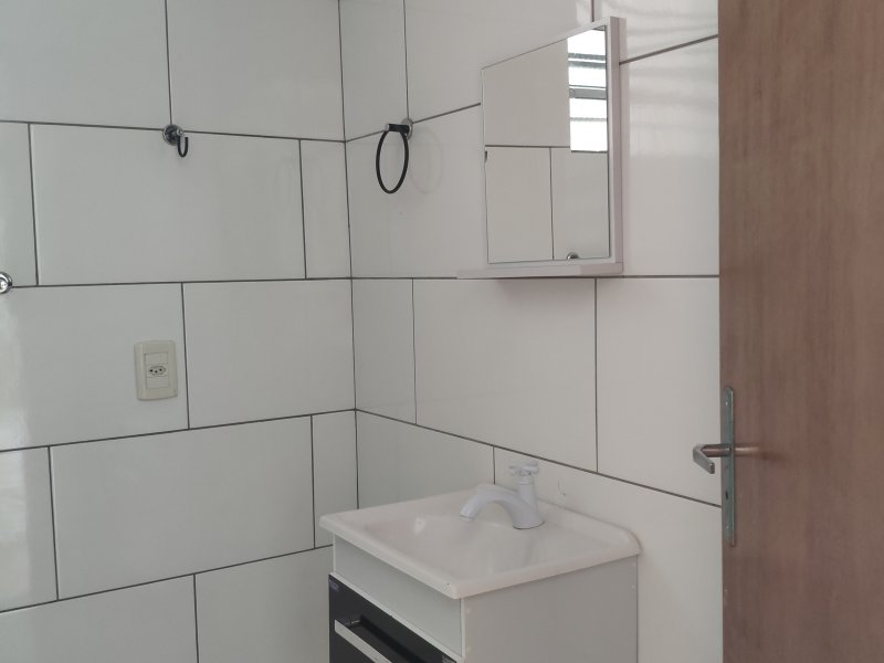 Casa à venda Graciosa de Baixo com 160m² e 4 quartos por R$ 385.000 - 710080778-banheiro-baixo-2.jpg