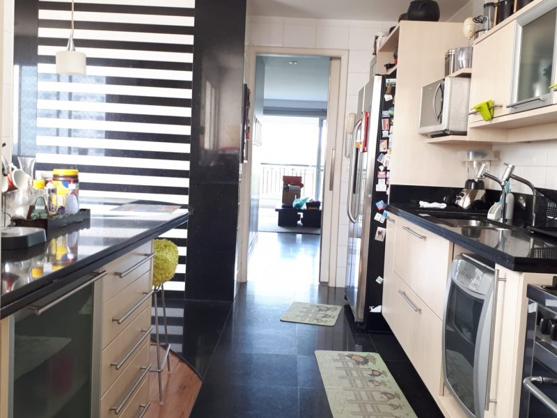Apartamento à venda Alto da Boa Vista com 184m² e 3 quartos por R$ 1.700.000 - 180719767-f7650629-1061-490c-8768-047f9d640bb2.JPG