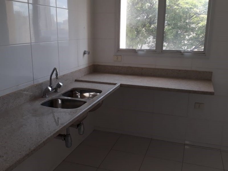 Apartamento à venda Perdizes com 135m² e 4 quartos por R$ 2.000.000 - 260783855-foto-4.jpg