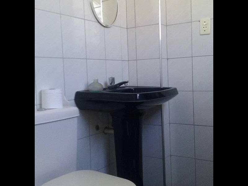 Cobertura à venda Ponta da Praia com 536m² e 5 quartos por R$ 1.800.000 - 1355014200-10-lavabo-cobertura3.jpg