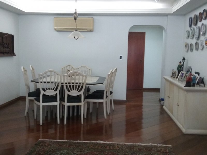 Cobertura à venda Ponta da Praia com 536m² e 5 quartos por R$ 1.800.000 - 1972522129-16-sala-apto-tipo6.jpg
