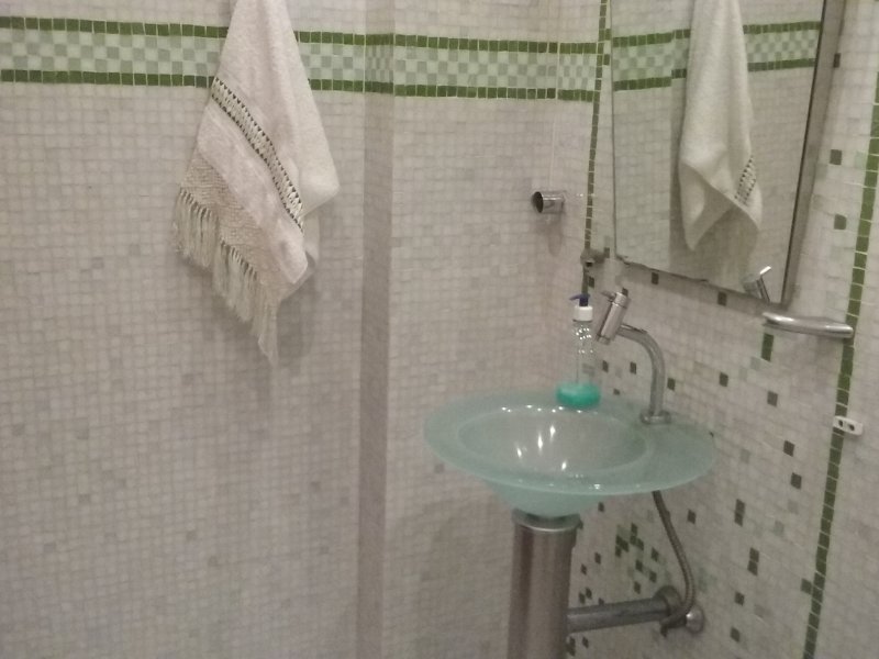 Cobertura à venda Ponta da Praia com 536m² e 5 quartos por R$ 1.800.000 - 2065467044-4-lavabo-apto-tipo4.jpg