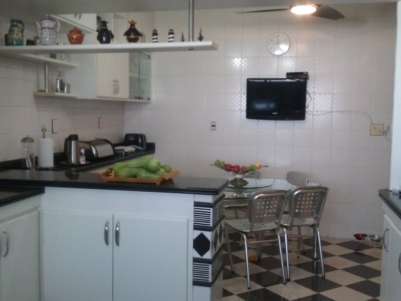 Cobertura à venda Ponta da Praia com 536m² e 5 quartos por R$ 1.800.000 - 530283507-2-cozinha-apto-tipo2.jpg