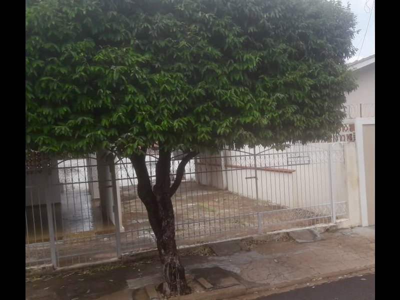 Casa à venda Vila Maceno com 300m² e 2 quartos por R$ 449.000 - 1663790044-a06a97e6-d85f-4386-af49-7cd6680cea3c.jpeg