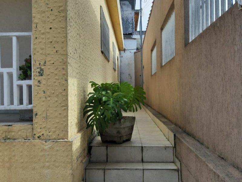 Comercial à venda Jardim Santa Adélia com 167m² e  quartos por R$ 600.000 - 184977393-whatsapp-image-2019-04-02-at-15.jpeg