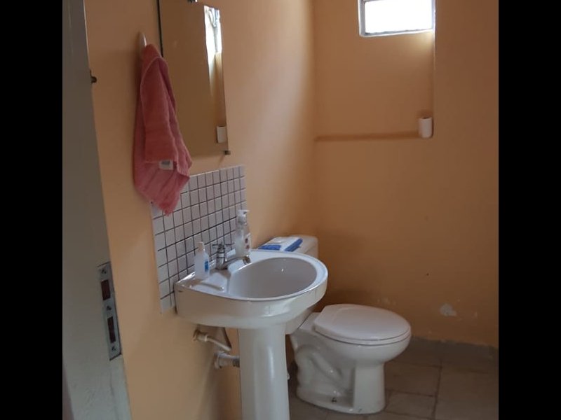 Comercial à venda Jardim Santa Adélia com 167m² e  quartos por R$ 600.000 - 697729939-whatsapp-image-2019-04-02-at-15.jpeg