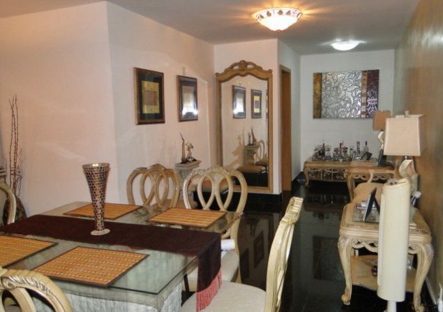 imóvel com 102m²