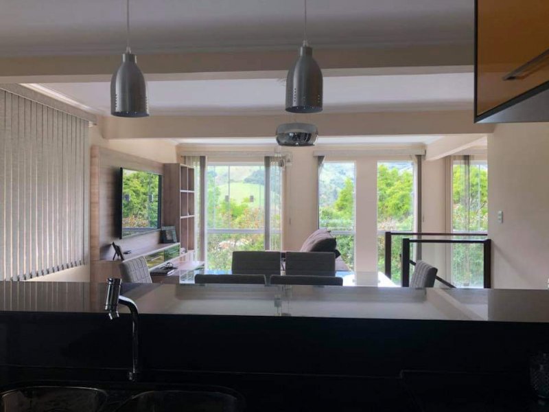 imóvel com 90m² - Centro  - Passa Quatro