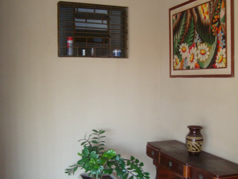 Casa para alugar Cariobinha com 160m² e 3 quartos por R$ 400.000 - 686945054-dsc02652.JPG