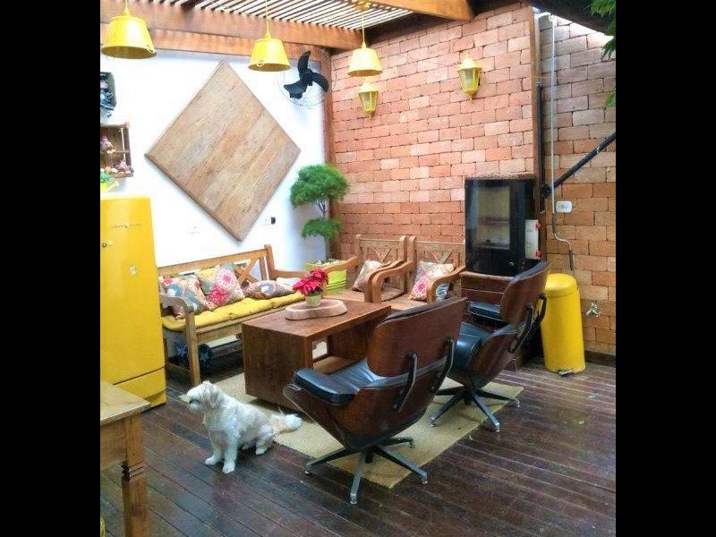 Casa à venda Jardim Passargada I com 180m² e 3 quartos por R$ 700.000 - 1495218175-quintal-sem-jardim.jpg