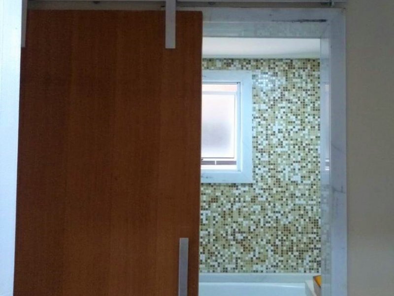 Casa à venda Jardim Passargada I com 180m² e 3 quartos por R$ 700.000 - 1966835752-banheira3.jpg