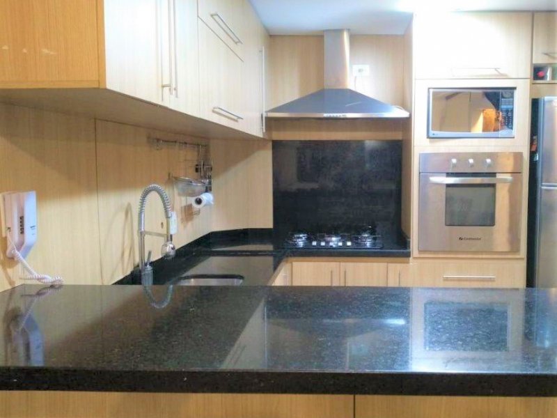 Casa à venda Jardim Passargada I com 180m² e 3 quartos por R$ 700.000 - 701182808-cozinha-2.jpg